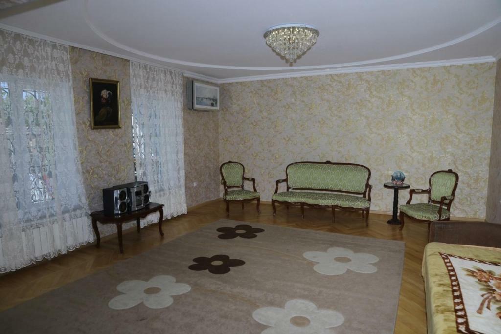 Nana'S Apartment Koetaisi Buitenkant foto